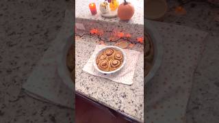 Viral Fluffy Pumpkin Rolls (not my recipe): 1 Can Pumpkin Grands Roll, 1/4-1/3 Cup Whipping Cream.