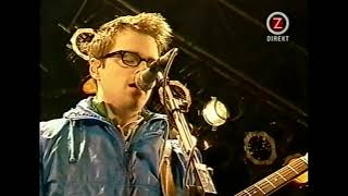 WEEZER - interview & live - 16 June 2001 - Hultsfredsfestivalen, Hultsfred, Sweden