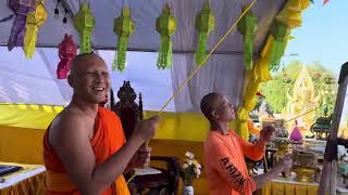 See how Thai Monks use Thai Monk Measurement to construct vertical Flag Pole.