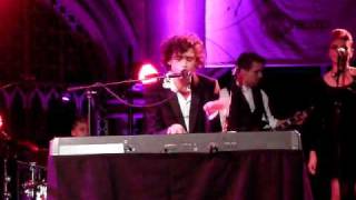 Mika & The King's Singers - Stuck in the Middle live @ Little Noise Sessions, Union Chapel, 18/11/09