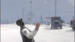 Snow and Chiliad - Grand Theft Auto Online (Randomness)