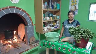 salí al campo a cortar un poco de berro para prepararlo en caldito para comer con mi familia