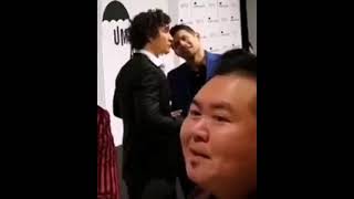 s1 premiere umbrella academy david castenada robert sheehan