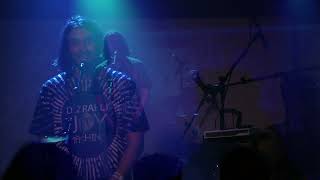 Dizraeli - Curiouser and Curiouser (Live at Strange Brew)