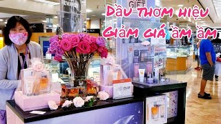 Mua mỹ phẩm dầu thơm giảm giá ở Mỹ được tặng thêm bóa hoa nhân ngày lễ của Mẹ