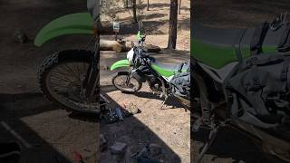 Kawasaki KLX 250 / KLX 300 Spark Plug Removal Made Easy! Swap plugs in minutes!#KLX #SparkPlug #CR8E