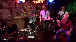 "No Excuses" by "Songbetrieb" from Hamburg! playing Live at Timothy's Pub, Toronto.