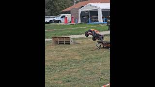 Xmaxx stunt machine, frontflip #rc #rccar #rccars