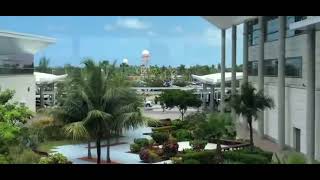 Walking through Nassau International Airport Bahamas 🇧🇸