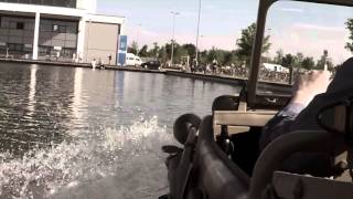 Schwimmwagen in super slowmotion