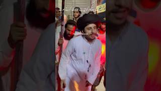 حافظ انس رضوی گھر کے باہر کارکنان سے مُلاقات کرتے ہوئے|Saad Rizvi Short#viralshort #murshidswag