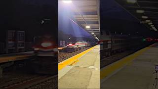 Amtrak #49 Meets MNCR #8852 @ New Hamburg Station!