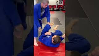 Spider lasso pass : Moncaio Brothers JiuJitsu #spiderguard #lassoguard