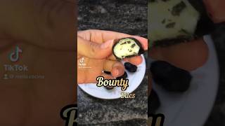 3 Ingredients Bounty Chocolate made at home! 🍫 شوكولا الباونتي ب ٣ مكونات فقط