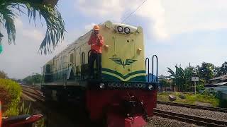 (Part 2)Langsiran Loko CC 201 83 34 Vintage di Stasiun Semarang Poncol