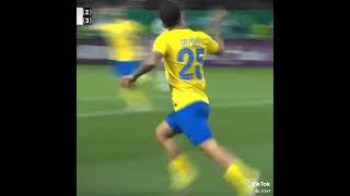 مشاري القرني معلقاً على قمة النصر⚽️والعيييين🏆