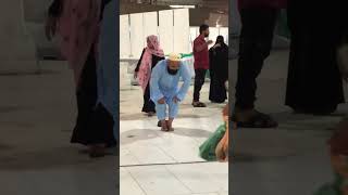 SHALATLAH DIMANAPUN BILA SUDAH WAKTUNYA #short #masjidalharam