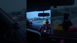 Suasana jalan Tol Kota Medan pada Sore Menjelang Magrib saat ini