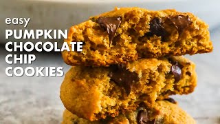 These easy PUMPKIN CHOCOLATE CHIP COOKIES are so yummy!