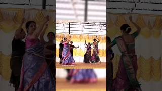 #Chogadatara| Dandiya Dance #NavratriBOLLYWOODChoreography #shortsviral#shorts#shorts feed#ytshorts