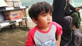 si kecil nge vlog maem Mie di danau😁😘