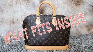 WHAT FITS INSIDE LOUIS VUITTON ALMA MM | VINTAGE 14 YRS. OLD