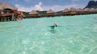 Samsung Galaxy S9 Plus underwater test in Bora Bora