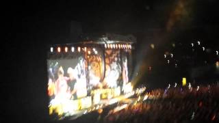 What makes you beautiful- One direction- Montreal