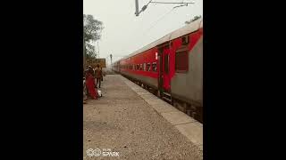 MUMBAI LTT SF EXPRESS (12142) . CROSSING TWG 🔥🔥🔥🔥🔥🔥 #speed #topspeed #train #trainvideo