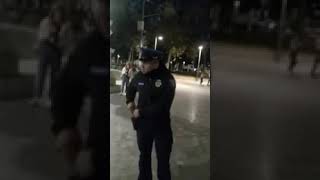 Policía Auxiliar de @SSP_CDMX fue enfrentado por ciudadanos luego de que casi le disparara a un perr