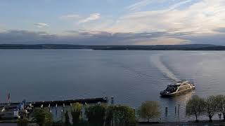 Einfahrt Fähre Meersburg.