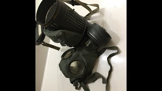 Unboxing an original WW2 German GM-30 gasmask