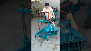 Mobile bricks machine