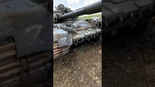 A damaged Russian T 72B3