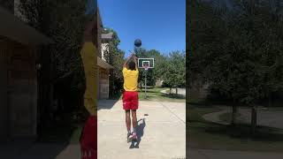 Kap walked off the clip so animated 🚶‍♂️🏀 #ballislife #basketball #shorts #sports #nba