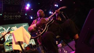 BB King "When Love Comes To Town" | Live