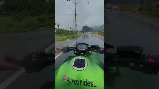 KAWASAKI🔥Z900🌧️ RAIN MODE ON#rain#viral#youtubeshorts#ytshorts#bike#z900#ninja#kawasaki#yamaha#fun