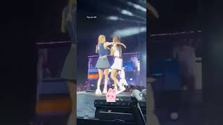 CHAELISA "sweet dance" gone wrong 😂😭 #rosé #lisa #blackpink #shorts