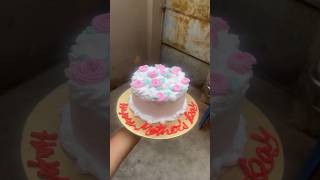 Vanilla cake #ytshorts #cake #naturecereal #cakedecorating e #cakes #cakedesign @SoumyaCRecipes