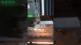 6 KW fiber laser cutting machine cut 12 mm stainless steel with air