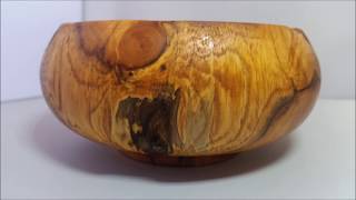 Wood turning - Beautiful Yew bowl!