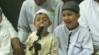 Ketika Abdurrachman G Mau Kalah Sama Kakak Hadi Jadi Backing Vocal Kakeknya (Habib Syekh) 😂