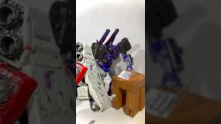 Starscream needed help… #stopmotion#transformers#transformerstopmotion#meme#funny#comedy#fyp