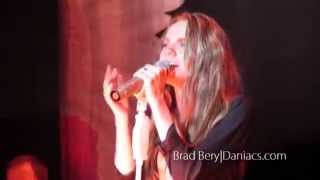 Danielle Bradbery singing "Try" by Pink!