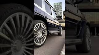 Mercedes G class same sound 40years ago انها جي كلاس يا ساده٤٠ عام بنفس الاصوات لم تتغير وحش مرسيديس