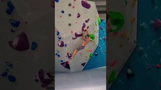 v4 Boulder at roc bloc