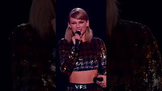 Taylor Swift telling a Kanye West story #taylorswift #kanyewest #celebrity #fashion #shorts #fyp