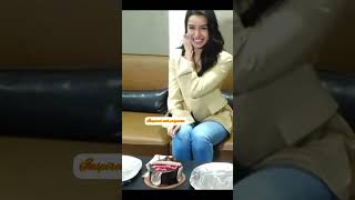 #shraddhakapoor #celebrate #birthday #fans  #cakecutting #short #video #viral