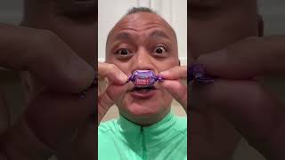 ASMR AMERICA'S ORIGINAL DUBBLE BUBBLE GUM GRAPE FLAVOR AND EAT#funny #viral