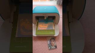 Regalo per il Compleanno di Lara: photocard con toploader creato con la cricut joy #photocardholder